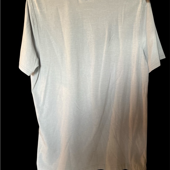 Under Armour Men's/Womens Gray T-Shirt - Picture 2 of 4